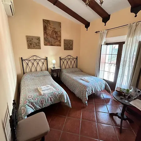 乡村民宿 Tita Sacramento Hornachos