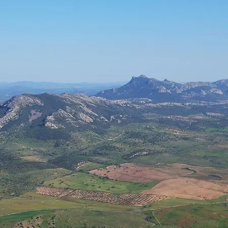 Casa Rural Tita Sacramento * Орначос